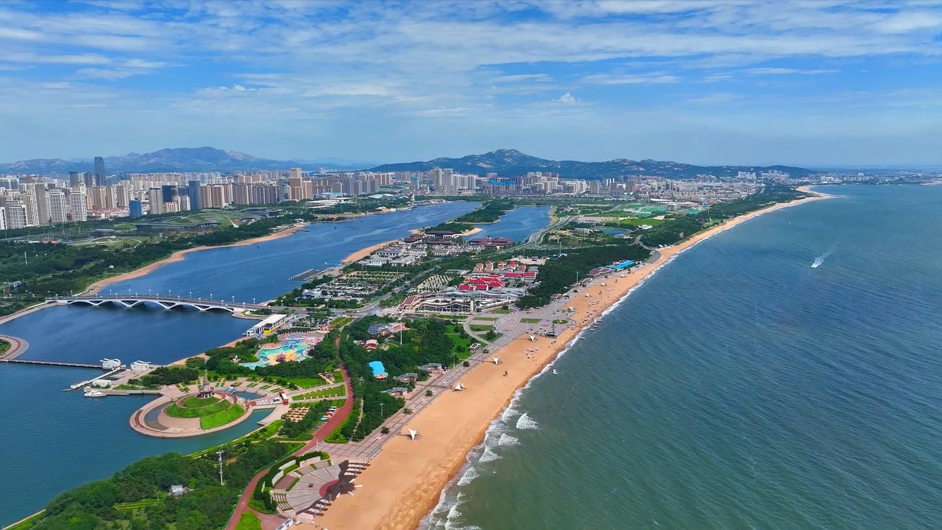 夕阳下的古装繁华——山东某古城街道映像